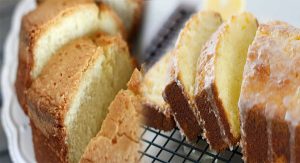 Classic Old-Fashioned Lemon Pound Cake Recipe